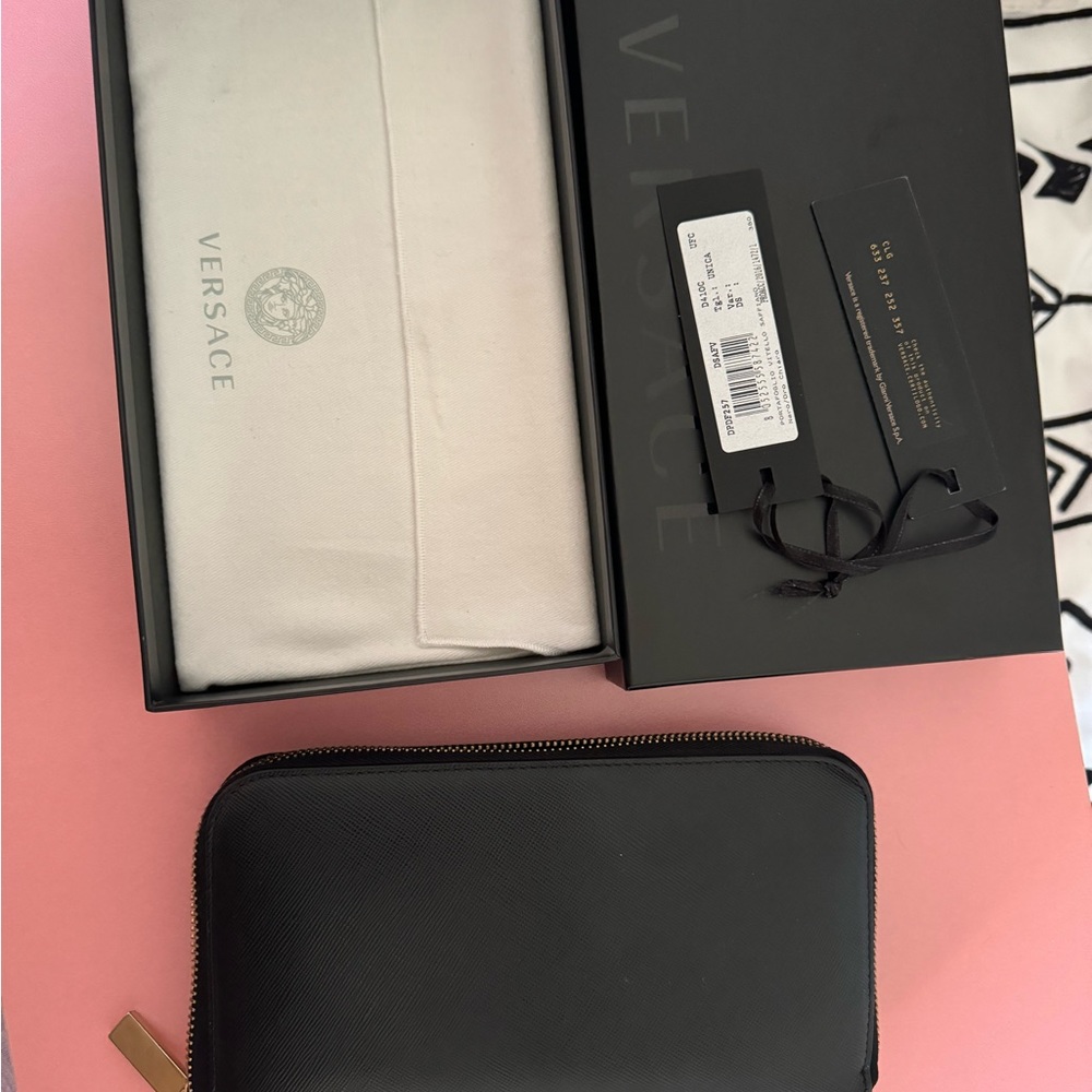 VERSACE WALLET - Picture 7 of 8